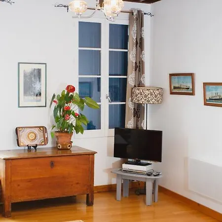 La Vieille Maison De La Douane Apartment